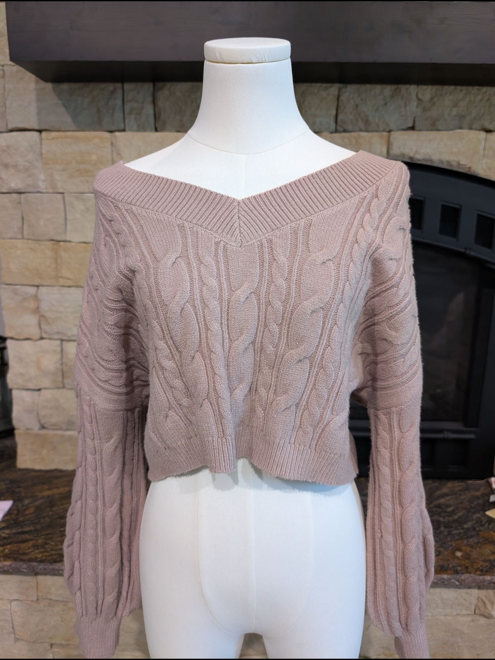 Off-the-Shoulder Cable Knit Crop Sweater in Dusty Rose